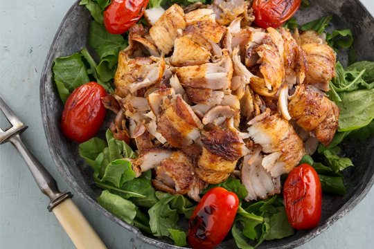 Delicious chicken yeeros with caramelized onions, mushrooms & fresh herbs (from the famous chef Dimitris Skarmoutsos)