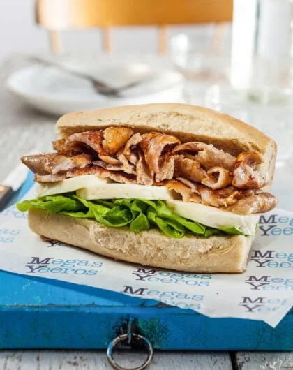 Sandwich with gyro